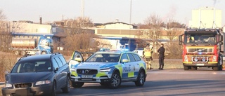 BIlist körde ner belysningsstolpe