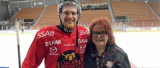 Luleå Hockeys stora supporter vill begravas i Shinnimins tröja