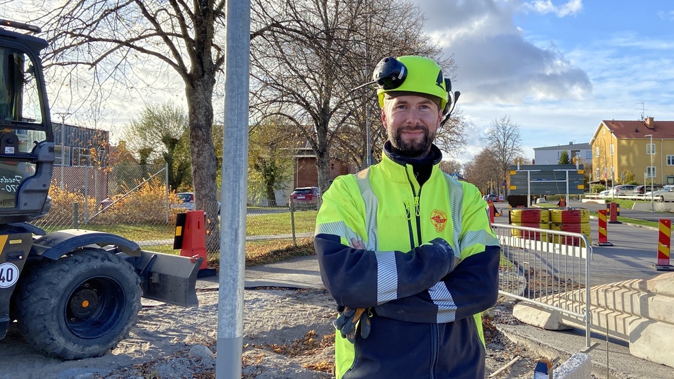 Joacim Georgsson stod och jobbade i korsningen Trädgårdsgatan/Fågelgatan, utanför de nybyggda höghusen, när de två förrymda fyraåringarna dök upp och sa att de var på väg hem. Han anade direkt oråd.