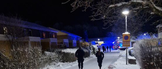 Brand bröt ut i personbil      