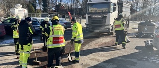 100 liter olja nära att rinna rakt ner i brunn