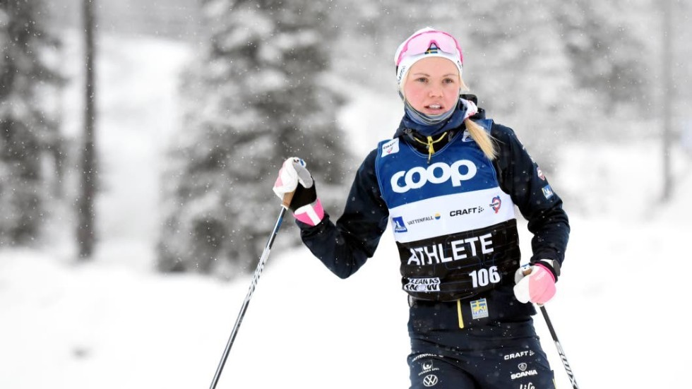 Emma Ribom får åka i världscupen.