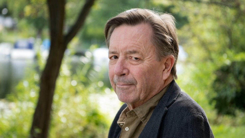 "De personer som jag skriver om är till stor utsträckning delar av mitt eget psyke" säger Steve Sem-Sandberg.
