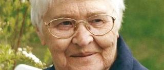 Aili Carlsson 90 år