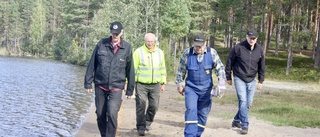 Förening piffar upp populär badplats 