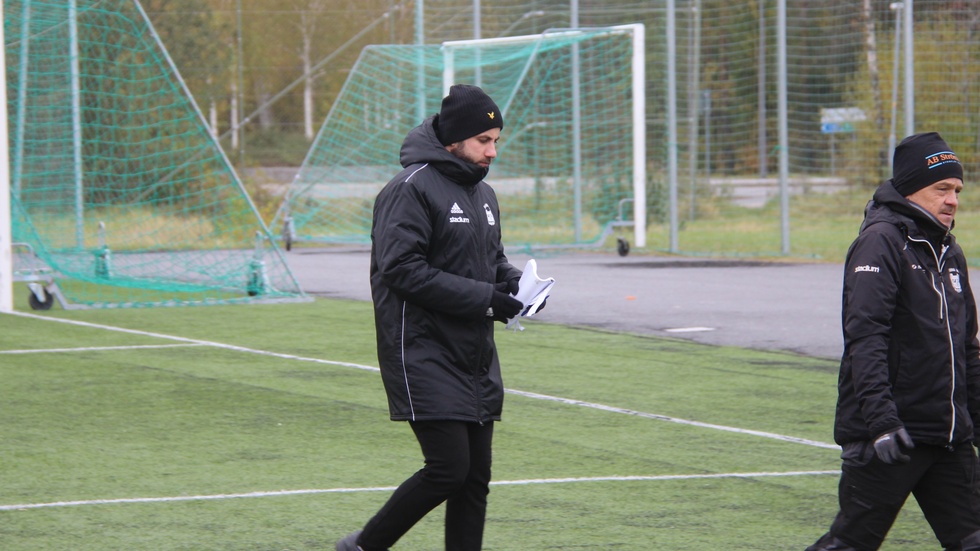 Ali Fares och Fanna BK åker ur division 3. 
