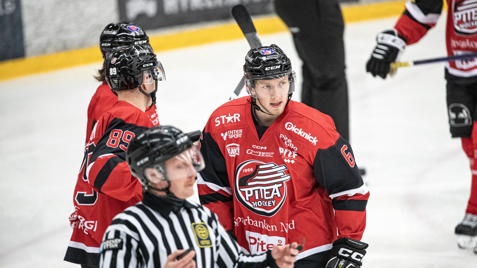 Fredrik Granberg lämnar Piteå Hockey. Den 24-årige backklippan flyttar till Helsingfors för spel i finska högstaligan. (Arkivbild)