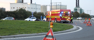 Bilar och motorcykel i krock i Visby 