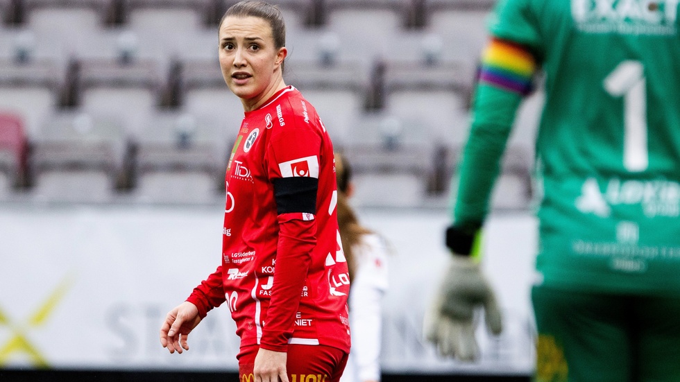 Maja Regnås Valcic ska konkurrera om en plats i IFK Norrköpings backlinje nästa säsong enligt uppgifter.