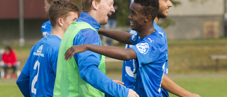 Sonesson skadad - på padelbanan