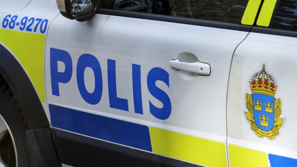 Polisen har fått in en anmälan om en stulen båt.