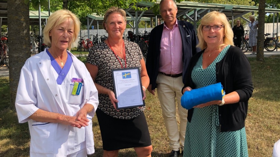 Visby lasarett hedrades för sitt arbete under coronapandemin.