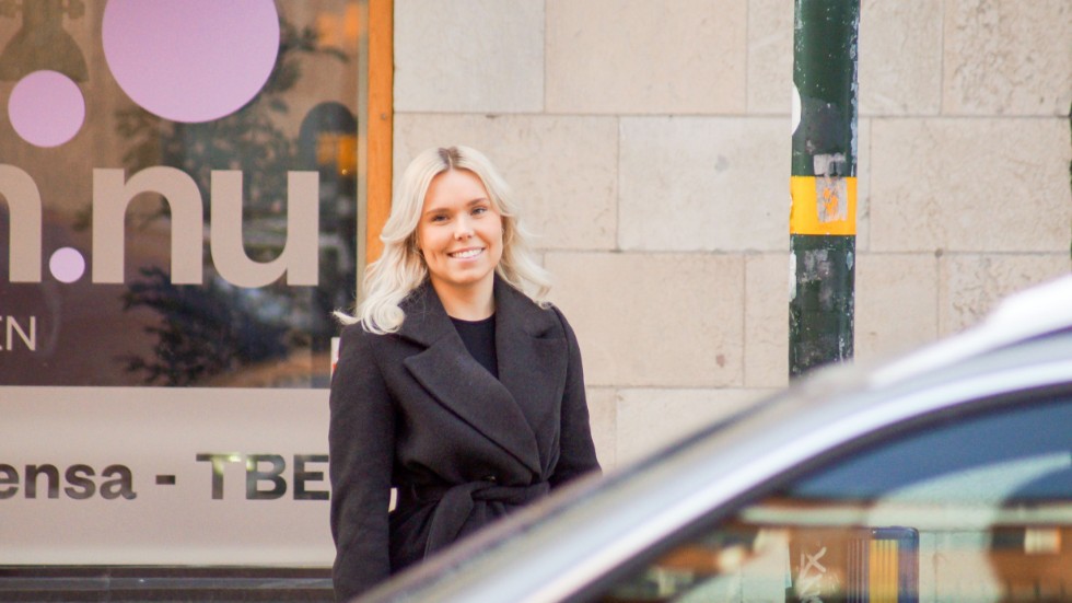 Matilda Östlund Visén pendlar till Uppsala med den så kallade Stockholmsbilen.