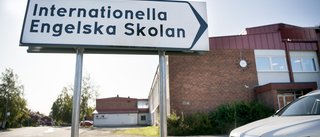 Är de anställda nöjda med ägarna av skolan?