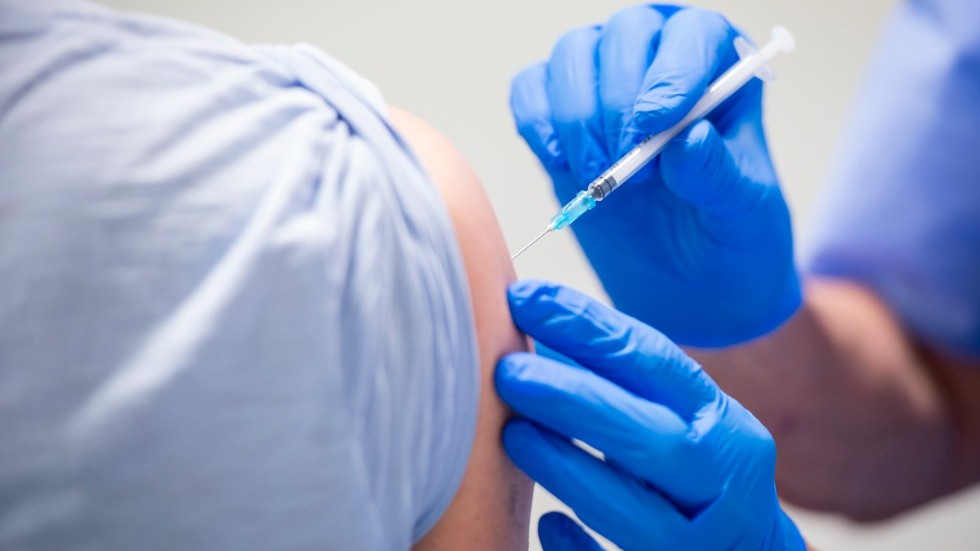 Runt 8 600 sörmländska kvinnor födda 1994-1999 har fått erbjudande om gratis vaccin mot HPV, och därmed ett gott skydd mot livmoderhalscancer, en elak cancerform som dödar runt 150 svenska kvinnor årligen. Bara en fjärdedel har nappat.