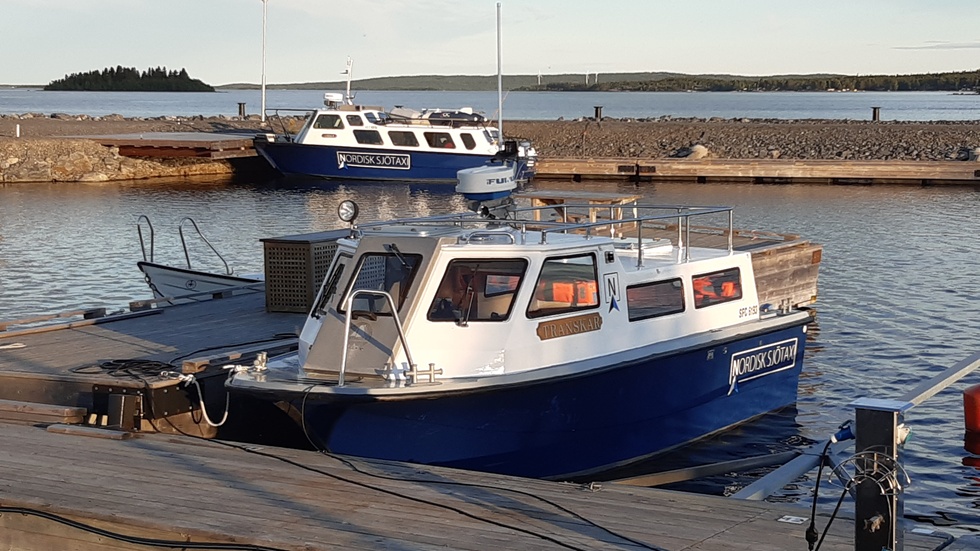 Nordisk sjötaxi har skött turbåtstrafik och stugtransfer de senaste tre åren till en kostnad av 100 000 kronor per år. Nu har avtalet med Piteå kommun gått ut och det kommer inte att förlängas. (Arkivbild)
