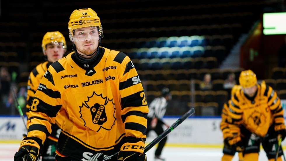 Jesper Frödén spräckte AIK:s målnolla i powerplay, men AIK hade svårt att omsätta chanserna i mål i den andra kvartsfinalen.
