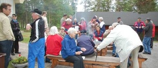 Kyrkogårdens dag lockade många