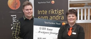 Gåvor och bidrag delades ut på bankens egen dag