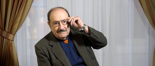 Umberto Eco har blivit en trött professor