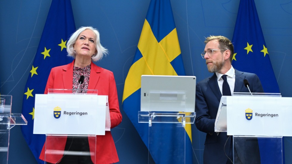 Sjukvårdsminister Acko Ankarberg Johansson (KD) och socialminister Jacob Forssmed (KD) presenterar regeringens satsningar på hälso- och sjukvårdsområdet.