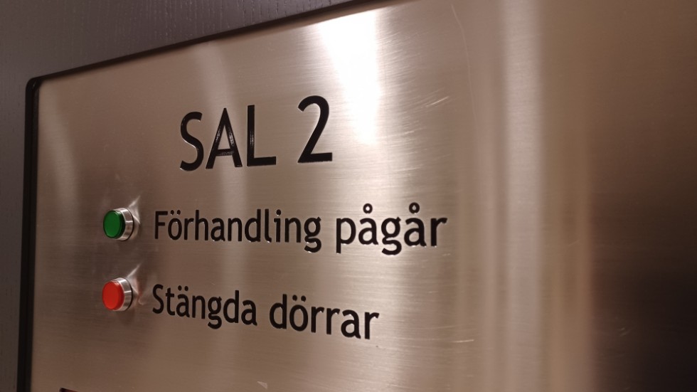 Åklagaren yrkade på att mannen ska dömas till 4,5 års fängelse för grovt narkotikabrott.