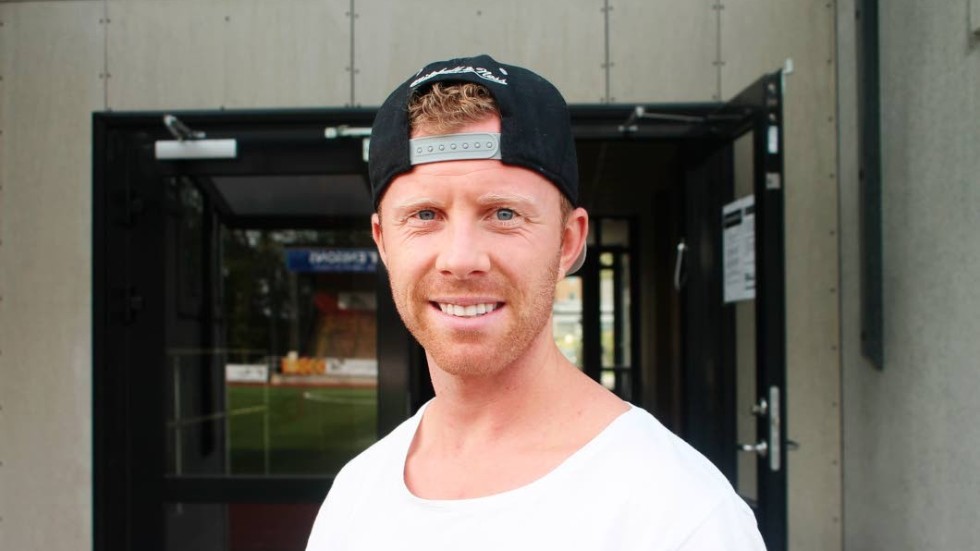 PÅ VÄG BORT. Kristoffer Näfver tycker att det är jobbigt att pendla och blir troligen inte kvar i Motala AIF.