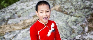 12-årige Henrik Phung från Nyköping sjunger på stjärnspäckat Skansen