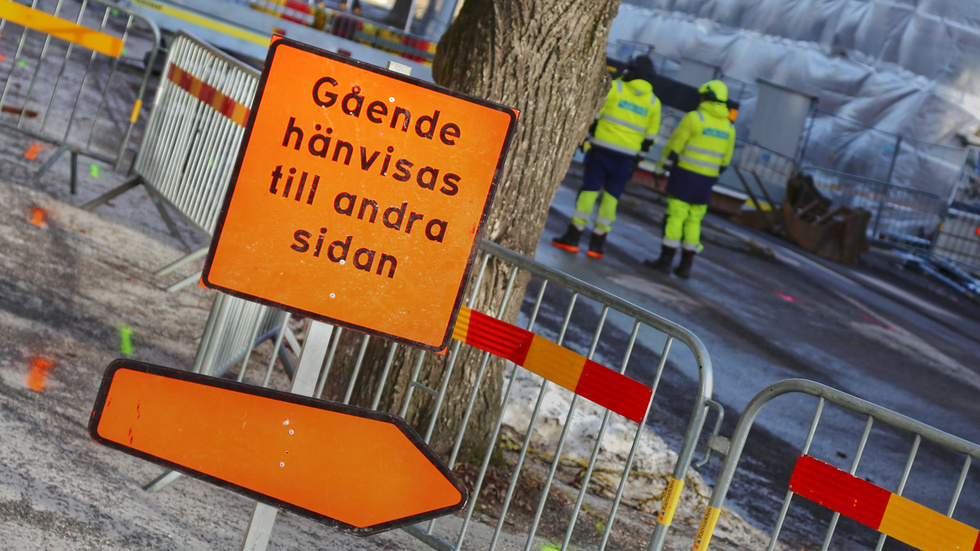 Gångtrafikanter och cyklister kan fortfarande passera vid Söderväg.