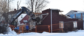 Ödehus revs vid skola: Ger mark för utbyggnad