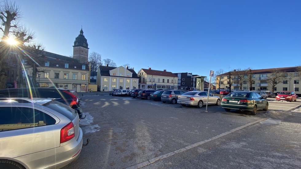 Tolv kommunbor fick godkänt för sina ansökningar om personliga registreringsskyltar under 2023.