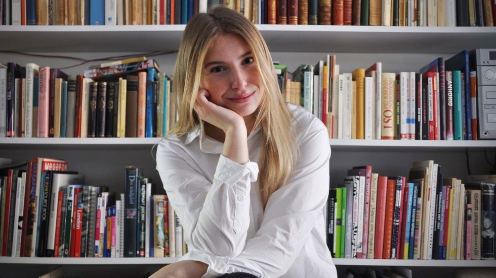 Olivia Alhällen är Eskilstunaförfattaren som precis släppt sin tredje bok och med sin stora passion skriver hon för en yngre målgrupp.