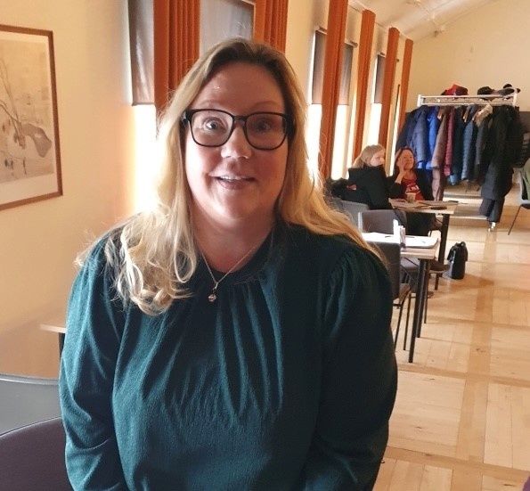 Maria Vanhapia Bergström berättade om sitt författarskap hos PRO i Kalix.