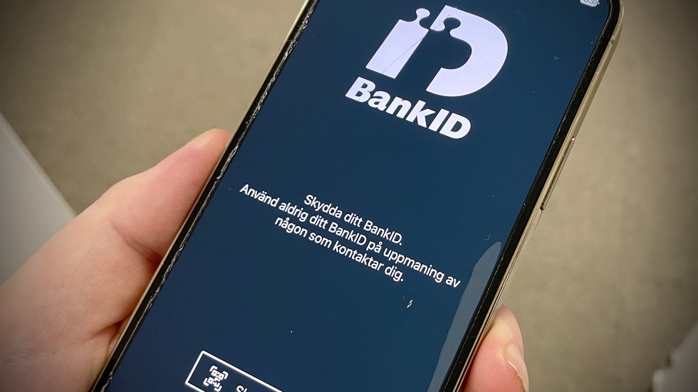 "Restauranger som orsakar magsjuka, skyddas inte av sekretesslagstiftningen, till skillnad från banker med osäkra bankkonton, bristande säkerhetssystem och undermålig kundservice", skriver insändarskribenterna. (Arkivbild)