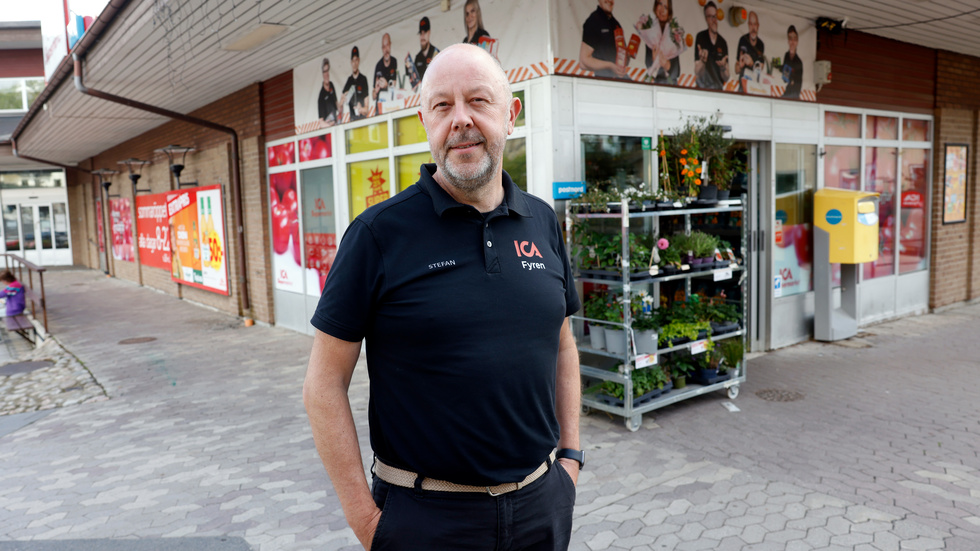 Stefan Gustavsson är handlare på Ica Supermarket Fyren i Valdemarsvik.