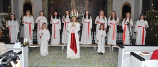 Stämningsfull lucia i Gryt