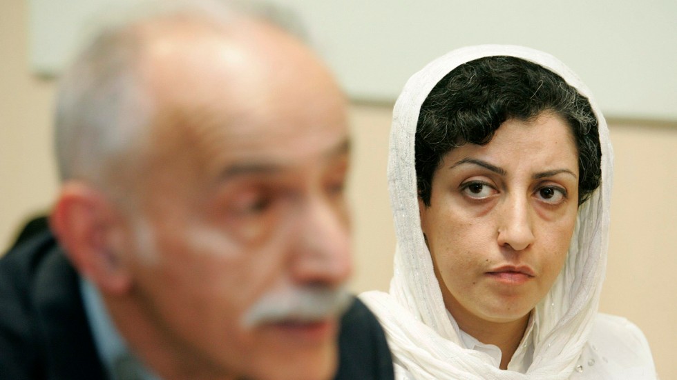 Narges Mohammadi tillsammans med den iranske juristen och människorättsaktivisten Abdolkarim Lahiji vid FN-högkvarteret i schweiziska Genève 2008.