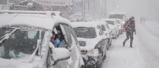 Omfattande snöoväder lamslår Aten