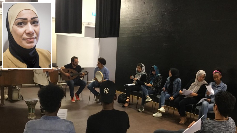 Kulturskolan i Vingåker har fått klartecken att arrangera sommarskolan i år. Förra året fanns kör med på listan av aktiviteter. Abeer Zreik, lärare på skolan tycker att det är kul att kommunen satsar på projektet.