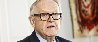 Ahtisaari drar sig tillbaka - har Alzheimers