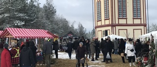 Genuin julmarknad i historisk miljö: "Här säljs inget krimskrams" 