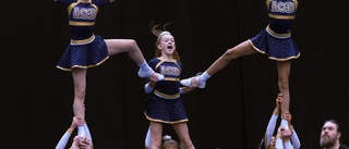 Medaljregn över länslagen när DM i cheerleading avgjordes