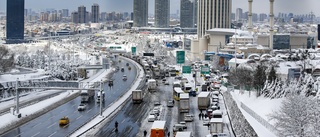 Fortsatt snökaos i Istanbul och Aten