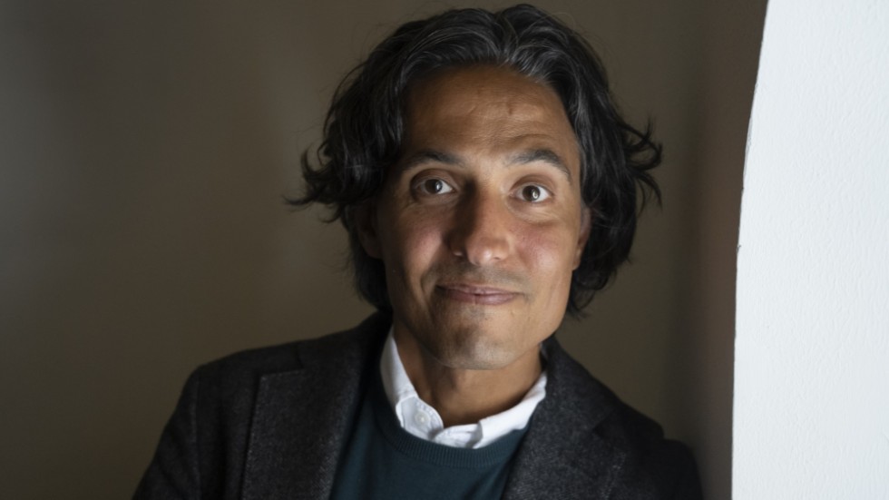 Författaren och dramatikern Jonas Hassen Khemiri har skrivit sin längsta roman hittills. Arkivbild.