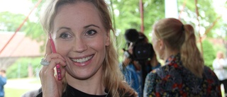 Sofia Helin "Sommar"-debuterar