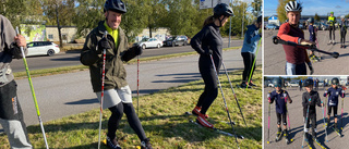 Därför rullade ett tiotal personer runt på en parkering i Motala