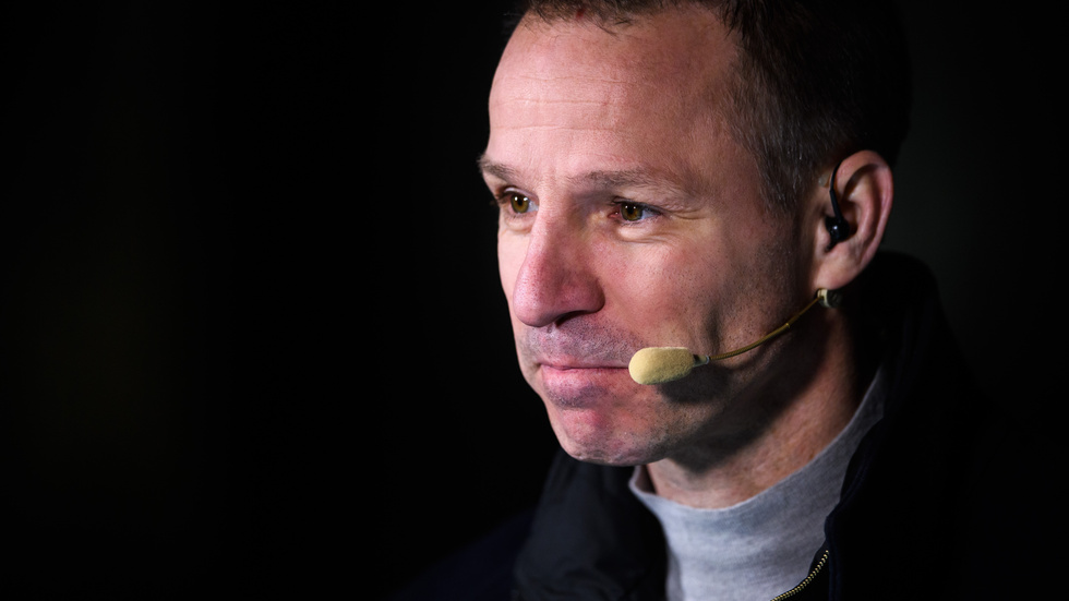 "Många killar skulle må bättre av att ta saker och ting enligt en långsiktig plan", säger Mike Helber, som är ny i jobbet som strategisk sportchef på Svenska ishockeyförbundet med ansvar för talangutveckling.