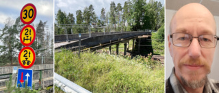 Stopp i tågtrafiken när gammal brotjänare jämnas med marken