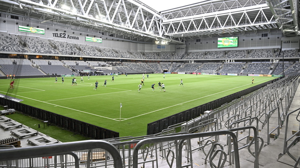 Allsvenska matchen mellan Hammarby–Djurgården fick under måndagen spelas klart inför tomma läktare.