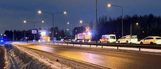 LIVE: Trafikolycka orsakade långa köer i morgontrafiken